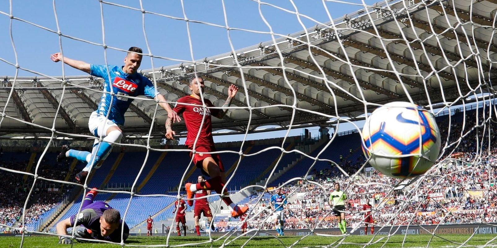 Just detta mål från Arkadiusz Milik bakom Robin Olsen dömdes bort. Men Napoli hade godkända mål så det blev över ändå i Rom.