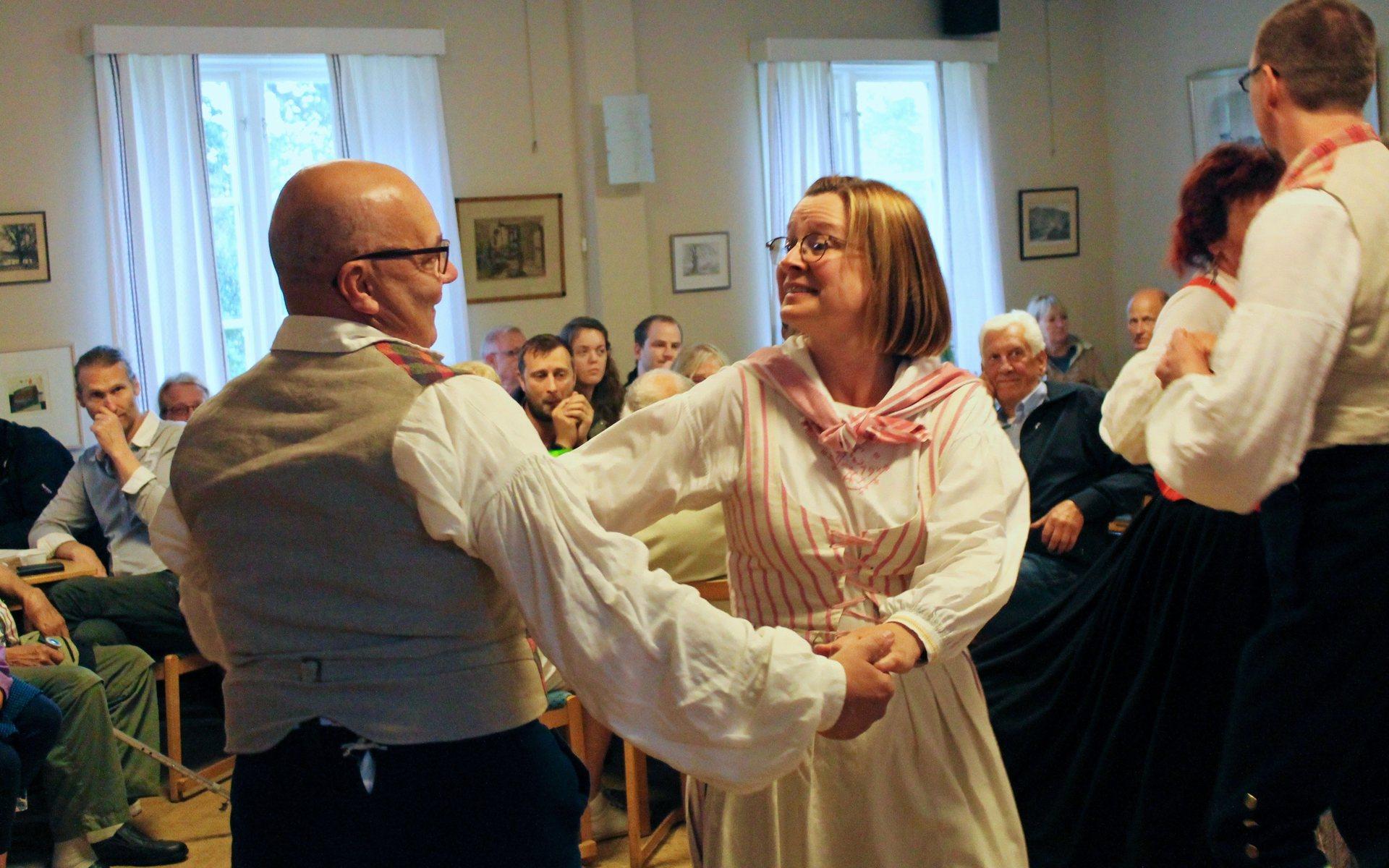 Midsommar 2017. Midsommarfirande i Västra Tunhem.