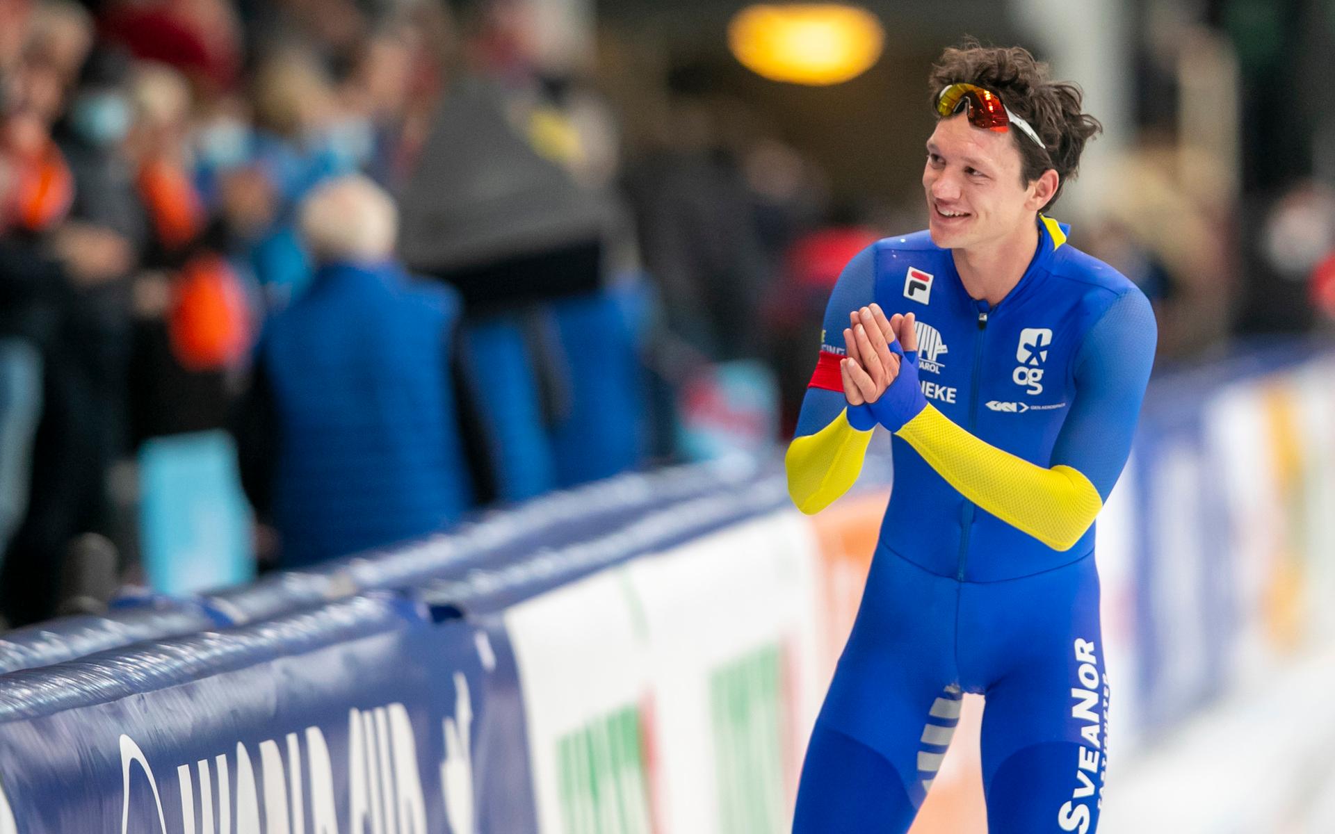 Nils van der Poel är ny världsrekordinnehavare på 5 000 meter.